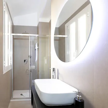 בית הארחה Lc Grandtour Liberta רומא